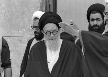 نماز و دفن آیت‌ الله شریعتمداری