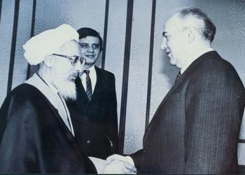 پاسخ گورباچف