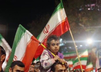 مقاومت ملّی ایران، سرمشق آزادگان جهان